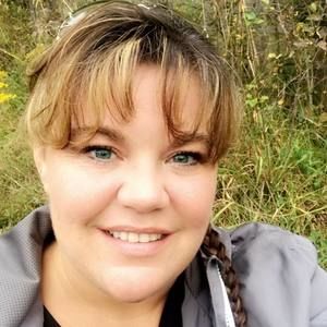 Meet your Posher, Jenniffer